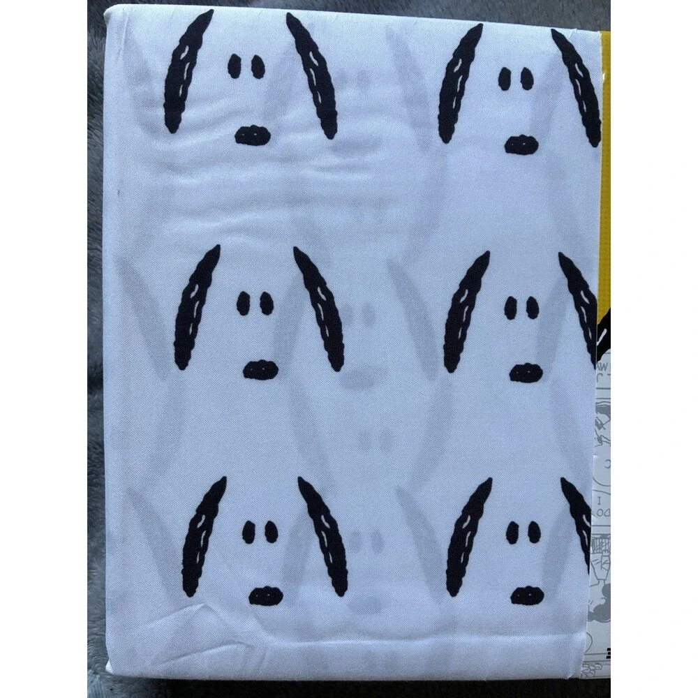 Peanuts Full Sheet Set Snoopy White Black Microfiber Bedding 4 Piece New